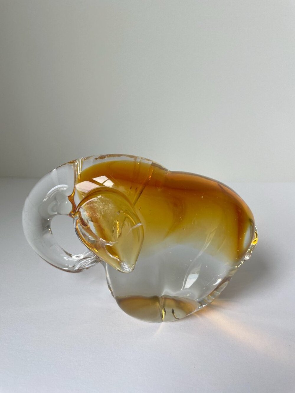 Art Glass Elephant Figurine Modern Clear Glass Paperweight Decor - Picture 6 of 9